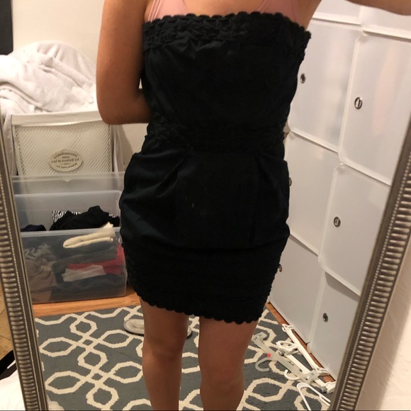 French Connection- strapless size 0 - Picture 4 of 4